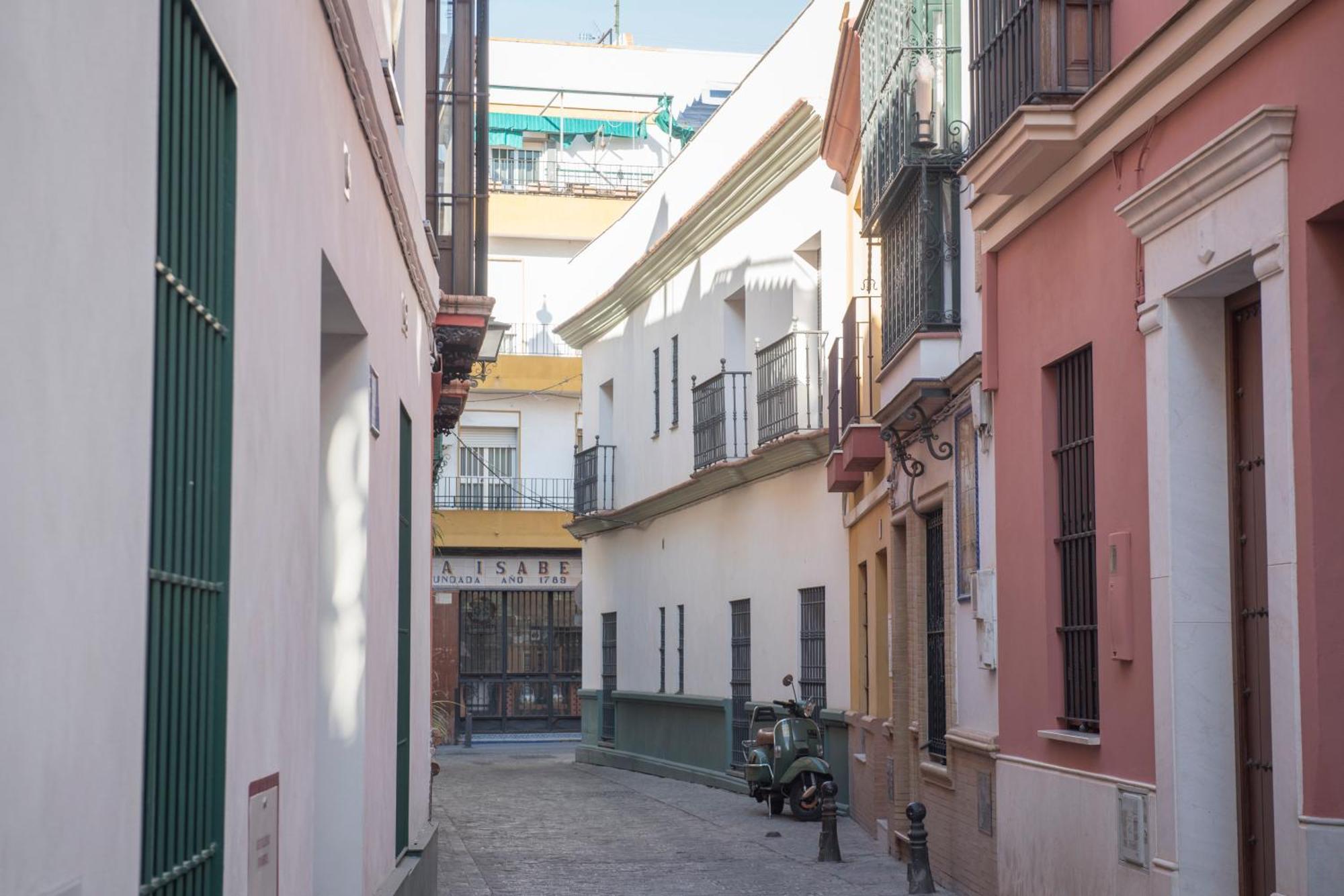 Apartamentos Luxury Puente De Triana Sevilla Exteriér fotografie