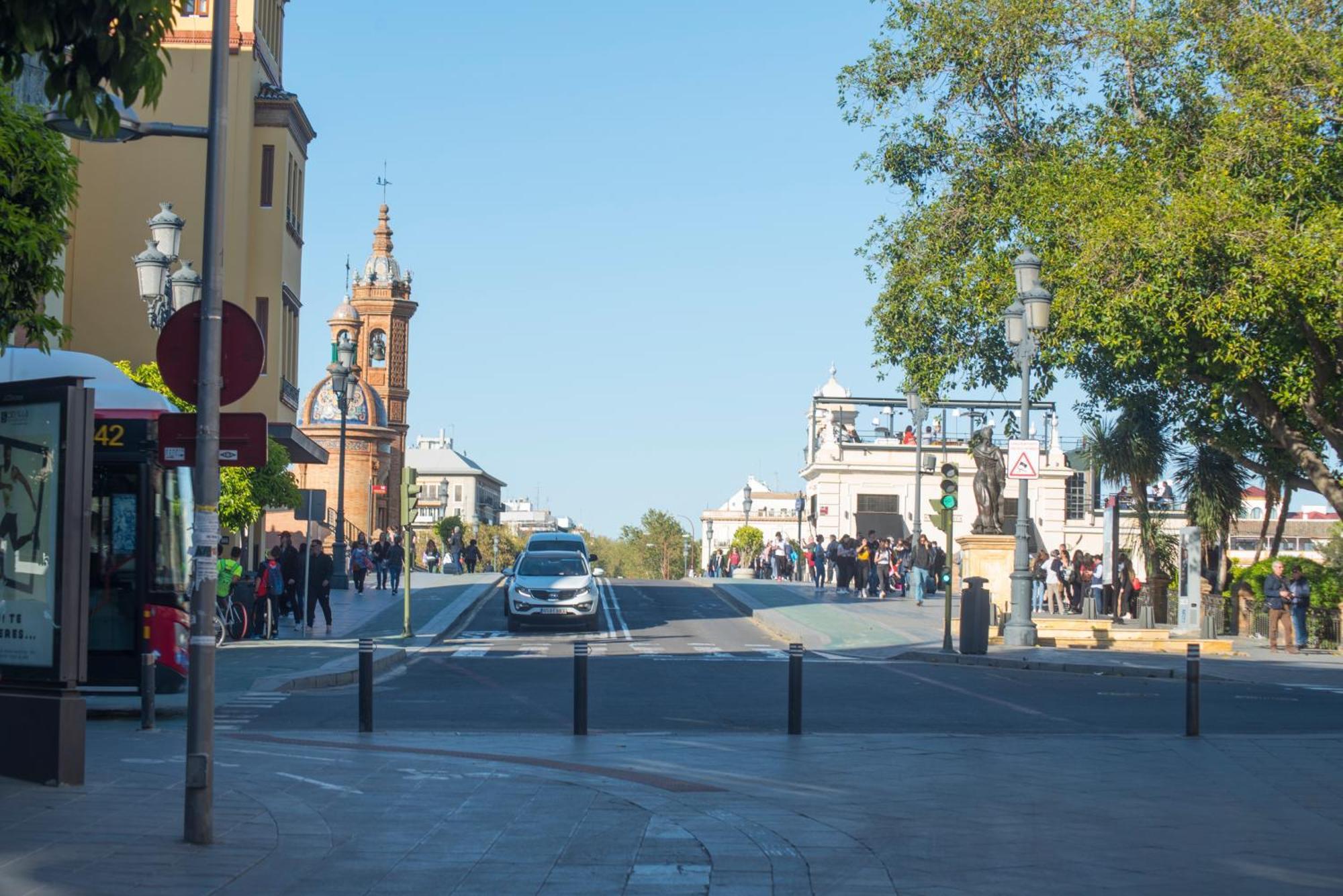 Apartamentos Luxury Puente De Triana Sevilla Exteriér fotografie