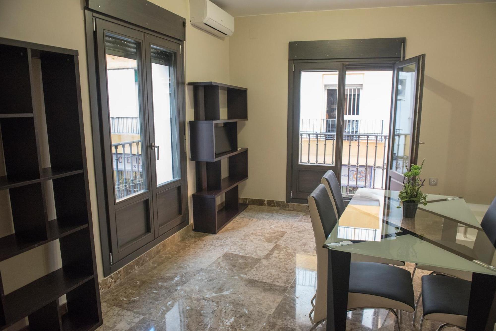 Apartamentos Luxury Puente De Triana Sevilla Exteriér fotografie