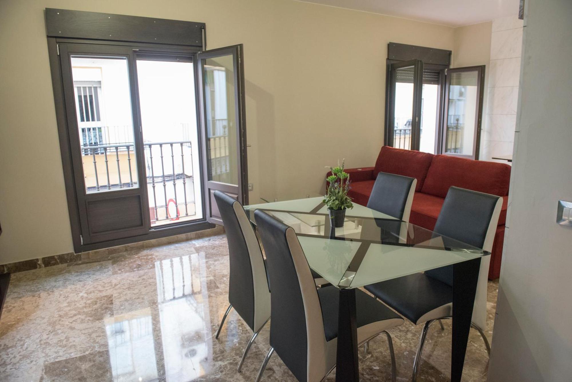 Apartamentos Luxury Puente De Triana Sevilla Exteriér fotografie