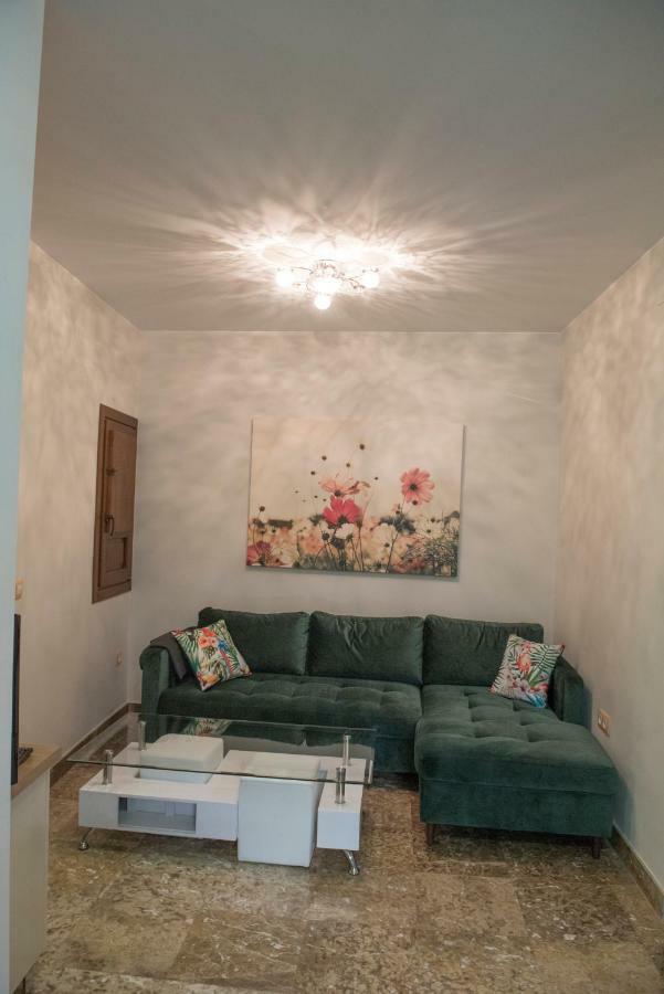 Apartamentos Luxury Puente De Triana Sevilla Exteriér fotografie