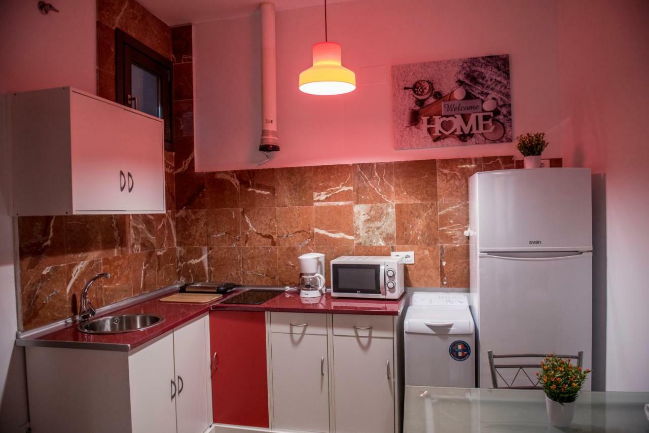 Apartamentos Luxury Puente De Triana Sevilla Exteriér fotografie